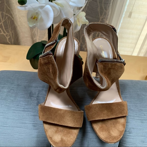 Gianvito Rossi Suede Sandals with zipper - Picture 7 of 9